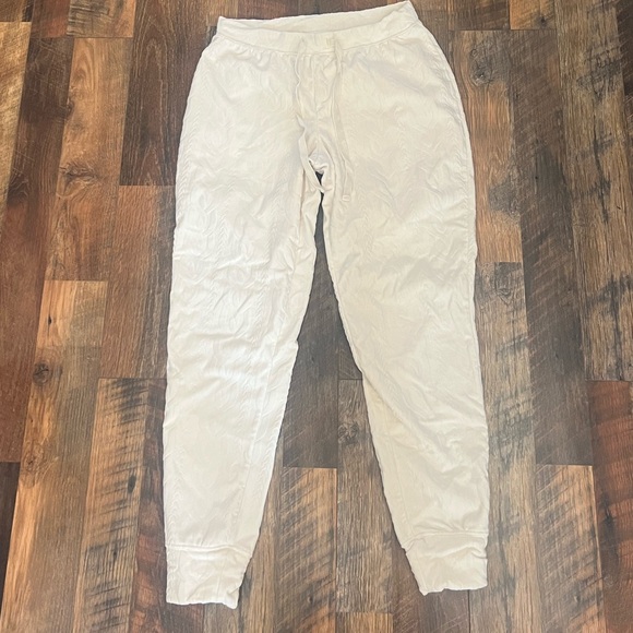 Cupcakes and Cashmere Velvetta High Waisted Jogger Sweats - Picture 2 of 7